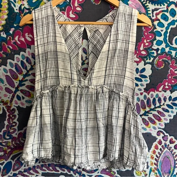 Urban Outfitters UO Linen Melody Plunging Babydoll Top Medium Gray White Plaid - Picture 2 of 11